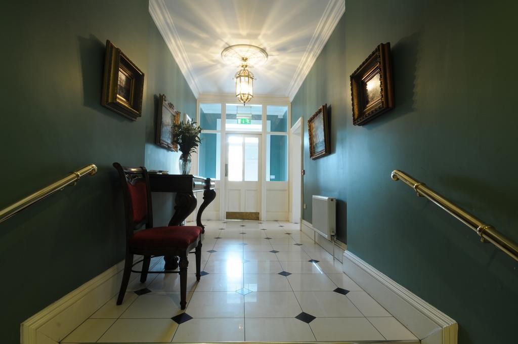 Hotel Ashbrook Arms Townhouse And Restaurant Durrow Exterior foto